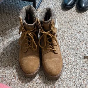 Tommy Hilfiger booties